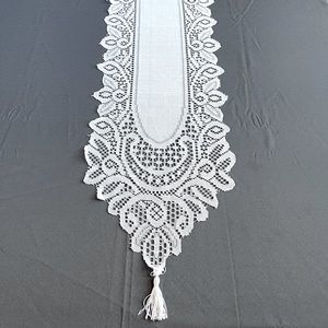 Lace Table Runners (2)